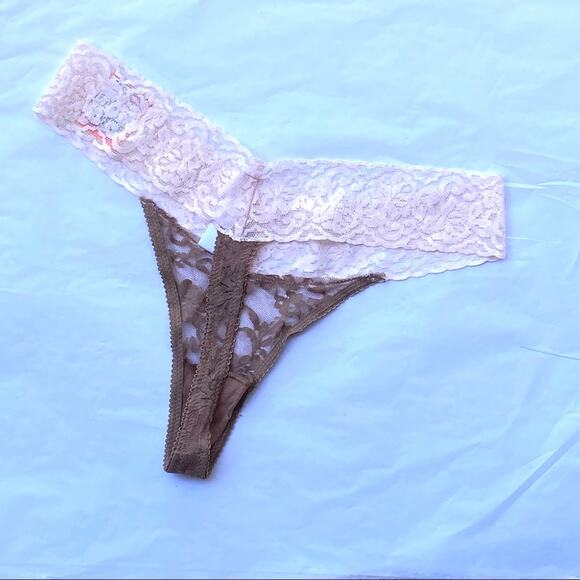 2pc lot bundle Lace thongs sz L  H&M and Target NWT gift quality - Picture 3 of 8